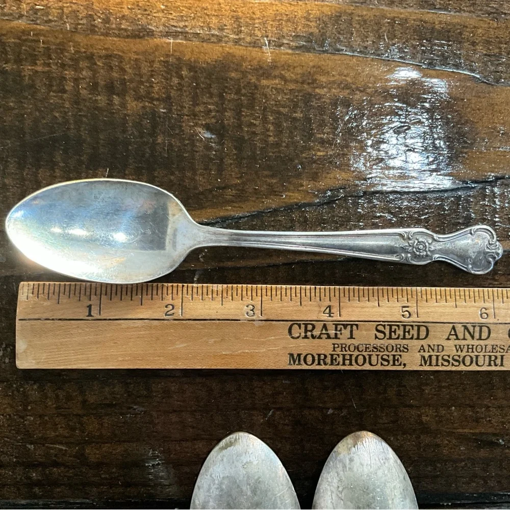 Vintage Lot of 5 Old Company Plate Spoons 3 Tablespoons 2 Teaspoons